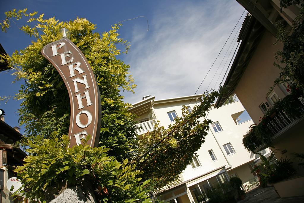 Hotel Residence Pernhof Termeno Exterior photo