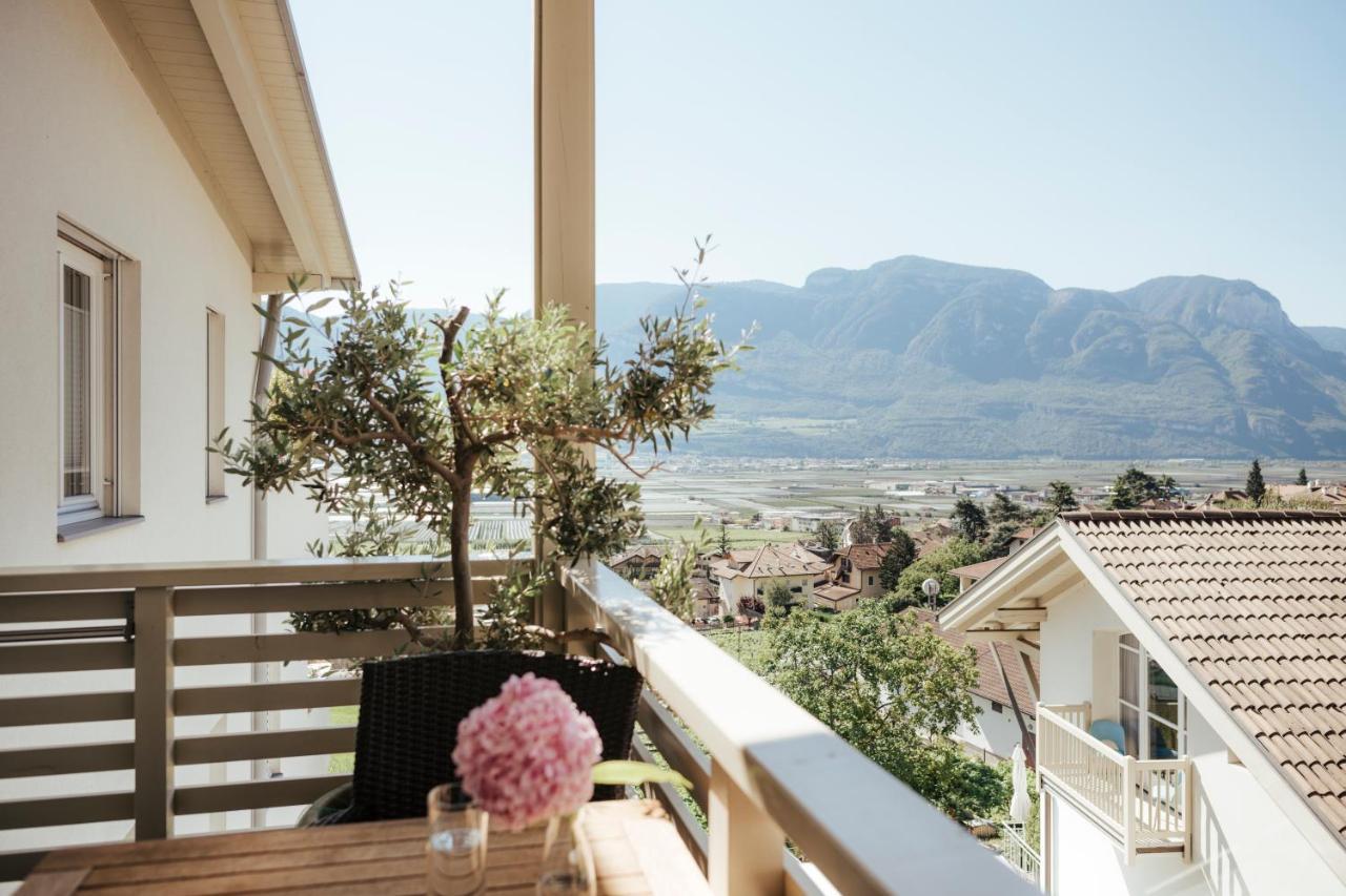 Hotel Residence Pernhof Termeno Exterior photo